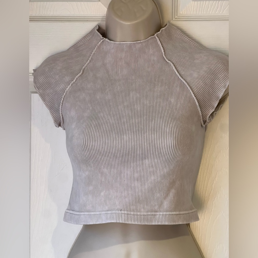 Zenana Stone Women's Large/XL
Cropped Cap Sleeves Stretch Bone Tan
Ribbed‎ New